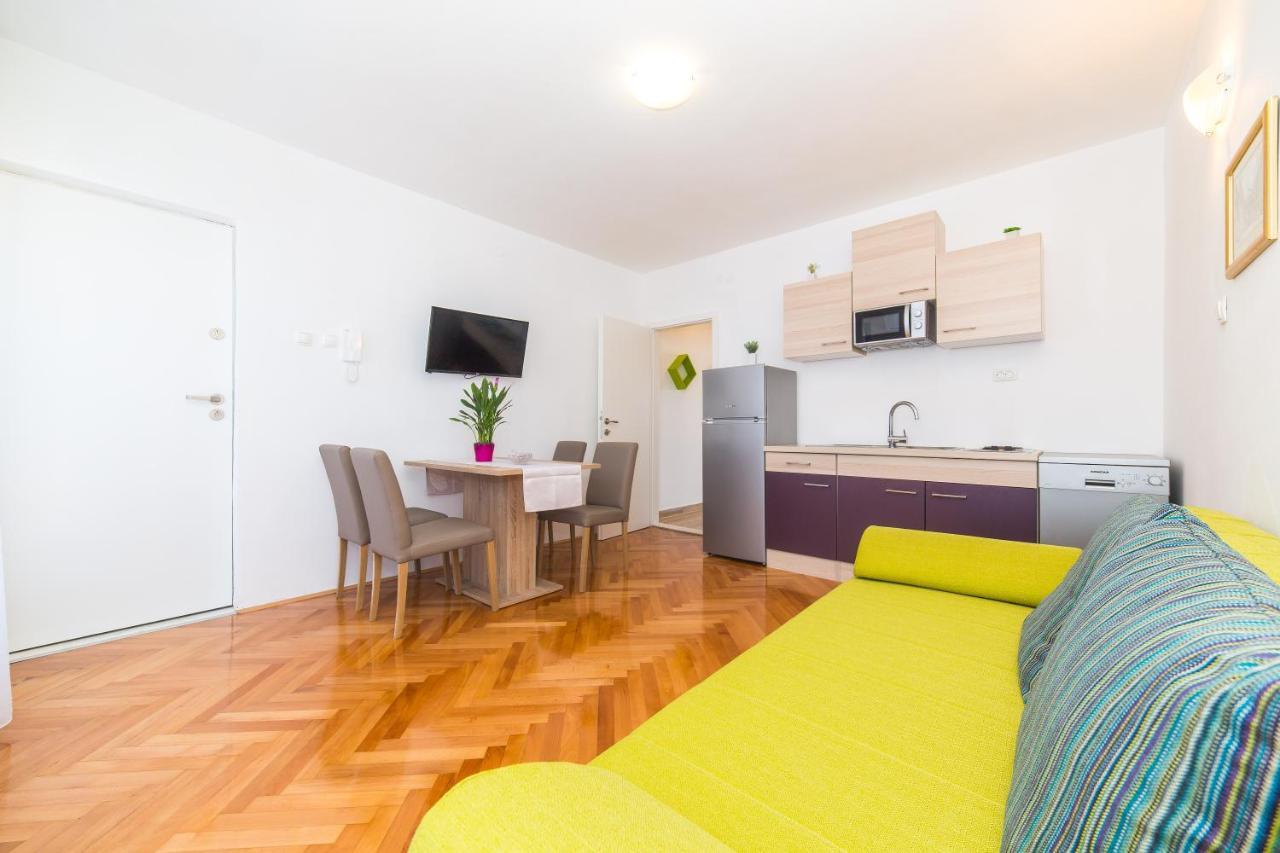 Appartamento Apartman Dodo Spalato Esterno foto
